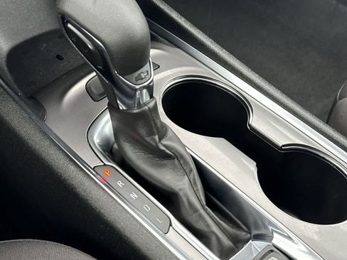 Used 2023 Chevrolet Malibu LT image 25