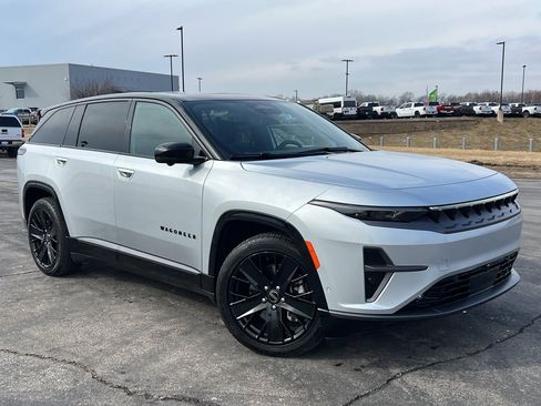 Used 2024 Jeep Wagoneer Launch Edition image 48