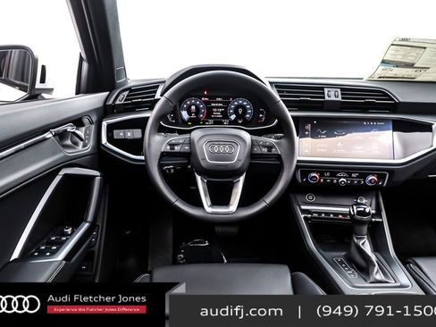 New 2025 Audi Q3 2.0T Premium image 4