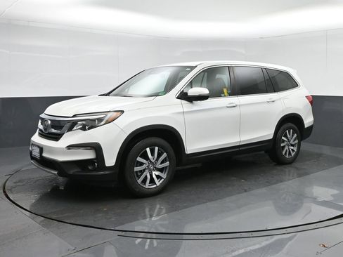 Used 2020 Honda Pilot EX image 3