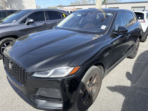 Used 2021 Jaguar F-PACE S image 4