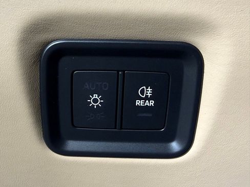 New 2026 Porsche Cayenne Coupe image 35