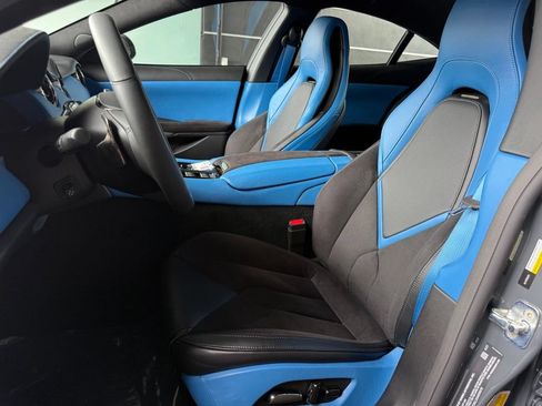 New 2025 Karma Revero Luxury RWD image 11