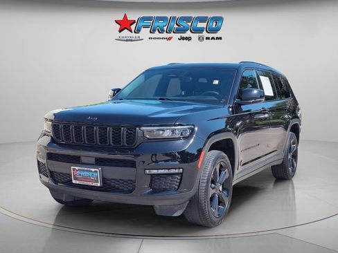 Used 2024 Jeep Grand Cherokee L Limited w/ Black Appearance Package AWD/4WD image 3
