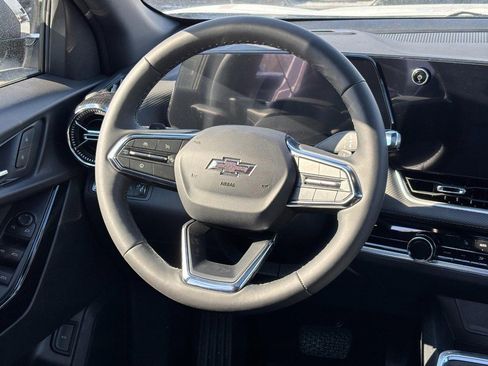 New 2026 Chevrolet Equinox LT w/ Convenience Package II image 7