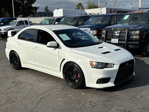 Used 2008 Mitsubishi Lancer Evolution GSR image 2