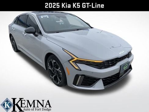Used 2025 Kia K5 GT-Line w/ GT-Line Premium Package image 9