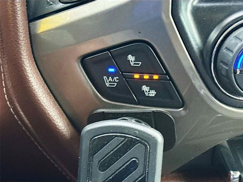 Used 2015 Chevrolet Silverado 1500 High Country w/ High Country Premium Package AWD/4WD image 21