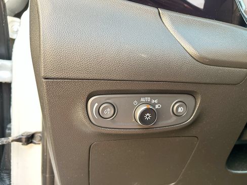 Used 2023 Buick Encore GX Essence w/ Experience Buick Package AWD/4WD image 21