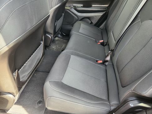 Used 2025 Jeep Grand Cherokee Laredo X w/ Luxury Tech Group I AWD/4WD image 31