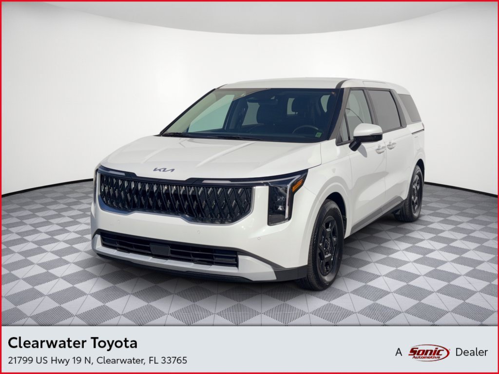 Used 2026 Kia Carnival FWD image 1