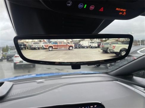 New 2026 Chevrolet Equinox EV RS image 25