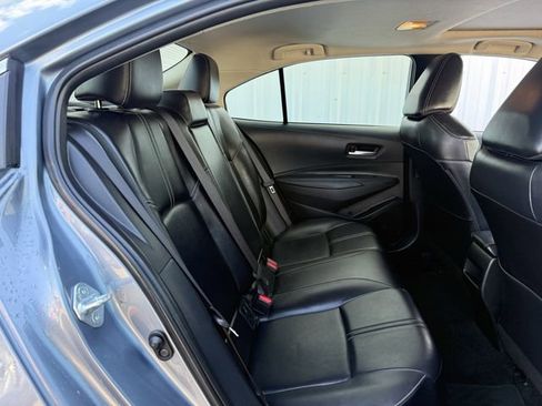 Used 2021 Toyota Corolla XLE w/ Carpet Mat Package (TMS) image 33
