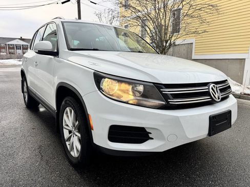 Used 2017 Volkswagen Tiguan Wolfsburg Edition image 3