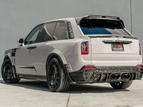 Used 2026 Rolls-Royce Cullinan image 9