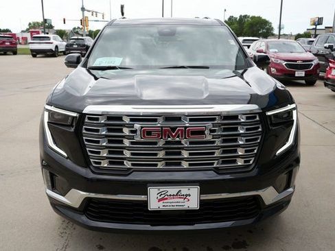 Used 2024 GMC Acadia Denali image 39