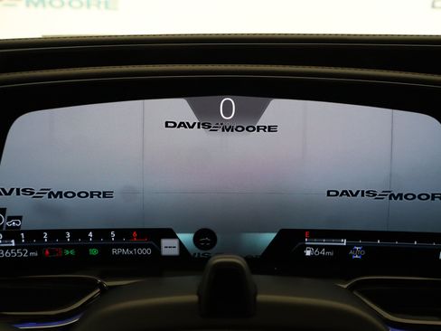 Used 2021 Cadillac Escalade Sport w/ Driver Assist Tech Package AWD/4WD image 18