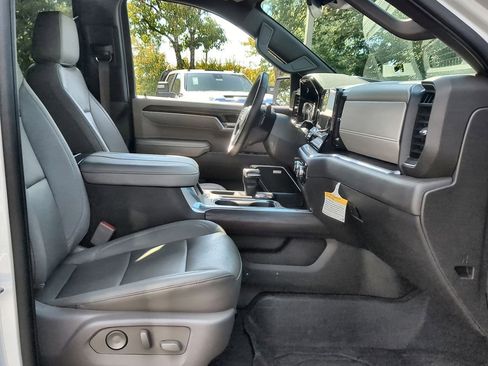 Certified 2023 GMC Sierra 1500 SLT w/ SLT Premium Plus Package image 28