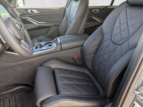 New 2026 BMW X5 xDrive40i w/ M Sport Package image 4