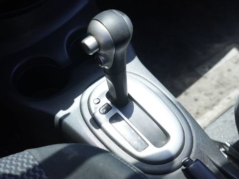 Used 2015 Nissan Versa Note FWD image 16