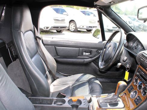 Used 2002 BMW Z3 3.0i RWD image 11