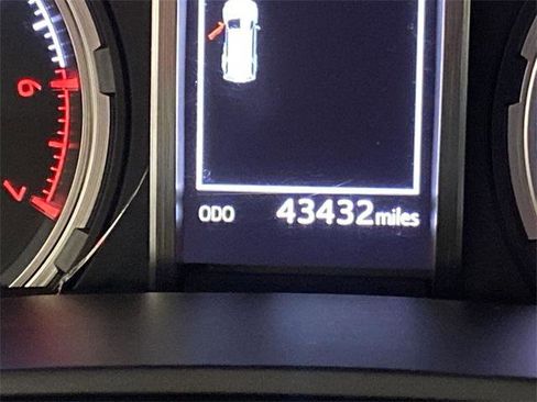 Certified 2020 Toyota 4Runner 4WD image 24