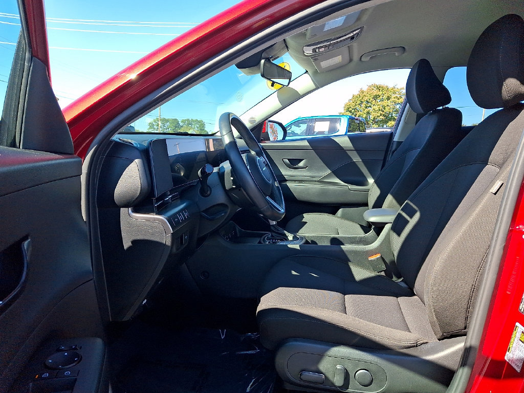 Used 2025 Hyundai Kona SEL AWD/4WD image 13