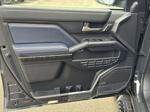 New 2026 Toyota 4Runner 4WD image 13