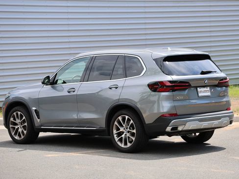 Used 2026 BMW X5 xDrive40i AWD/4WD image 30