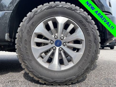 Used 2017 Ford F150 XL w/ Equipment Group 101A Mid image 2