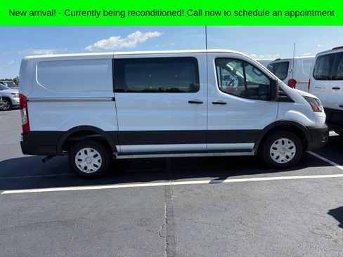 Used 2025 Ford Transit 250 Low Roof w/ Exterior Upgrade Package RWD image 9