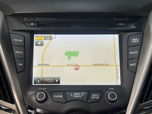 Used 2015 Hyundai Veloster w/ Option Group 03 FWD image 16