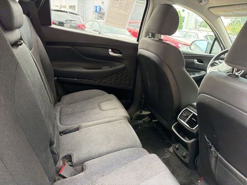 Used 2019 Hyundai Santa Fe SE AWD/4WD image 12