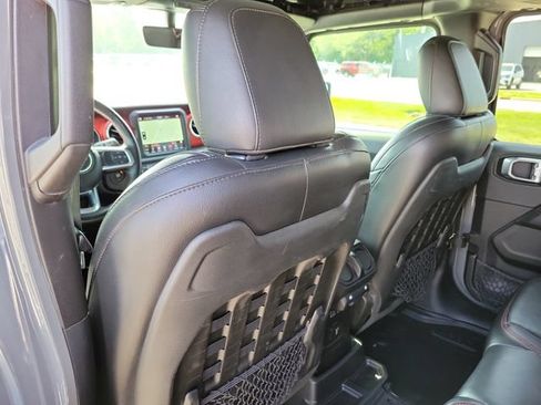 Used 2019 Jeep Wrangler Unlimited Rubicon AWD/4WD image 25