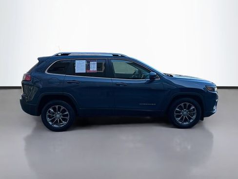 Used 2019 Jeep Cherokee Latitude Plus image 5
