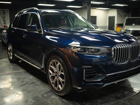 Used 2021 BMW X7 xDrive40i w/ Premium Package AWD/4WD image 5