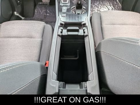 Used 2021 Nissan Rogue S FWD image 29