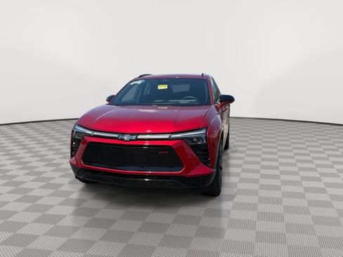 Certified 2025 Chevrolet Blazer EV RS AWD/4WD image 4