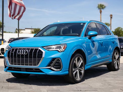 Used 2020 Audi Q3 2.0T Premium Plus w/ Premium Plus Package AWD/4WD image 6