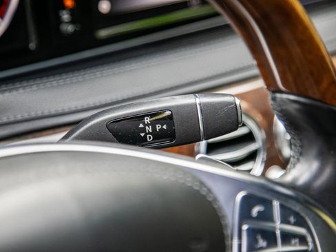 Used 2015 Mercedes-Benz S 550 Sedan image 28