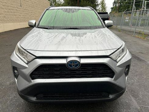 Used 2021 Toyota RAV4 XLE Premium AWD/4WD image 2