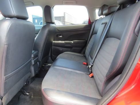 Used 2022 Mitsubishi Outlander Sport SE AWD/4WD image 9