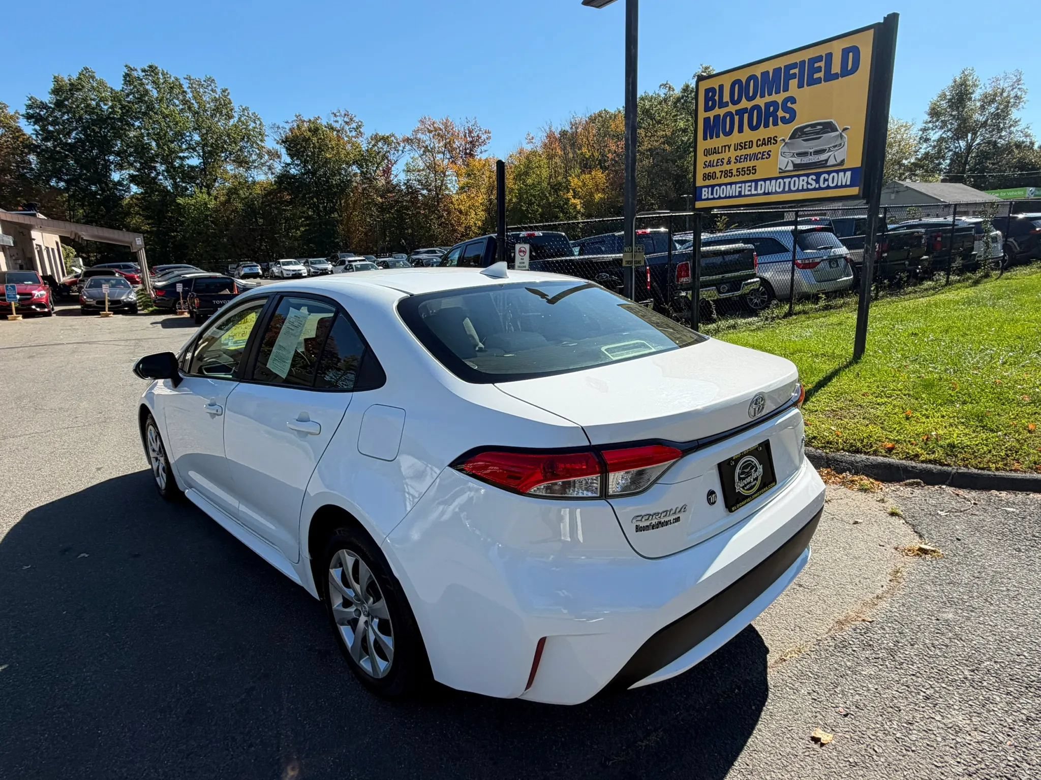 Used 2021 Toyota Corolla LE FWD image 7