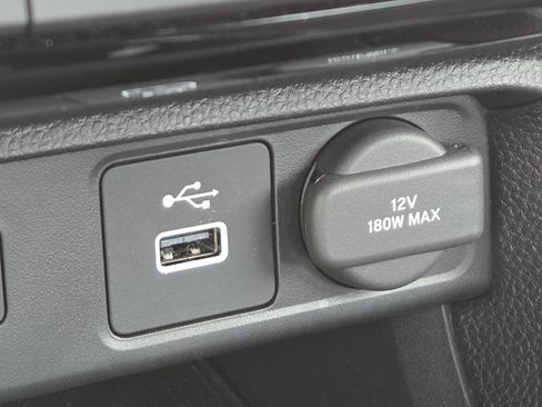 Used 2023 Honda Civic Sport image 9