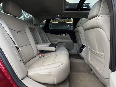 Used 2013 Cadillac XTS Premium image 18