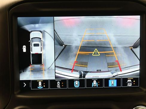 Used 2021 GMC Sierra 1500 AT4 w/ AT4 Premium Package image 23