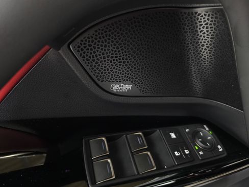 Used 2023 Lexus LX 600 F Sport image 17