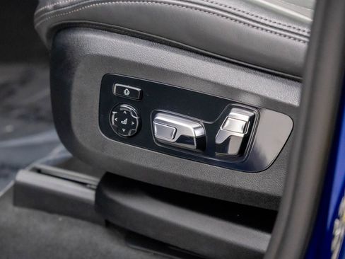 Certified 2024 BMW X7 M60i image 15