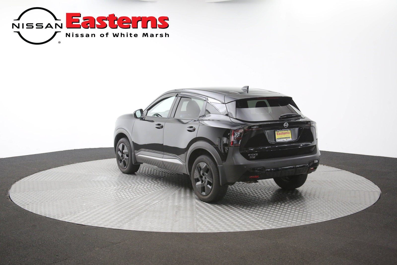 Used 2025 Nissan Kicks SV FWD image 64