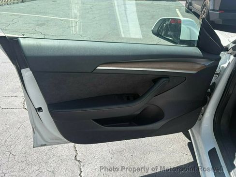 Used 2023 Tesla Model 3 Standard Range RWD image 13